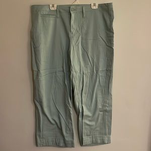 A New Day cotton capri size 18